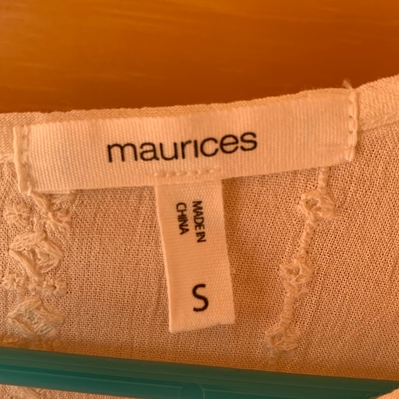 Cream colored Tank Top - Picture 2 of 7